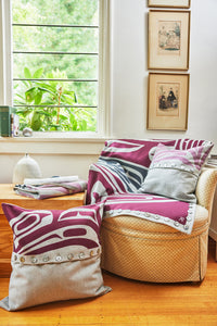 Spirit Blanket - Dynamic Raven with Shell Buttons