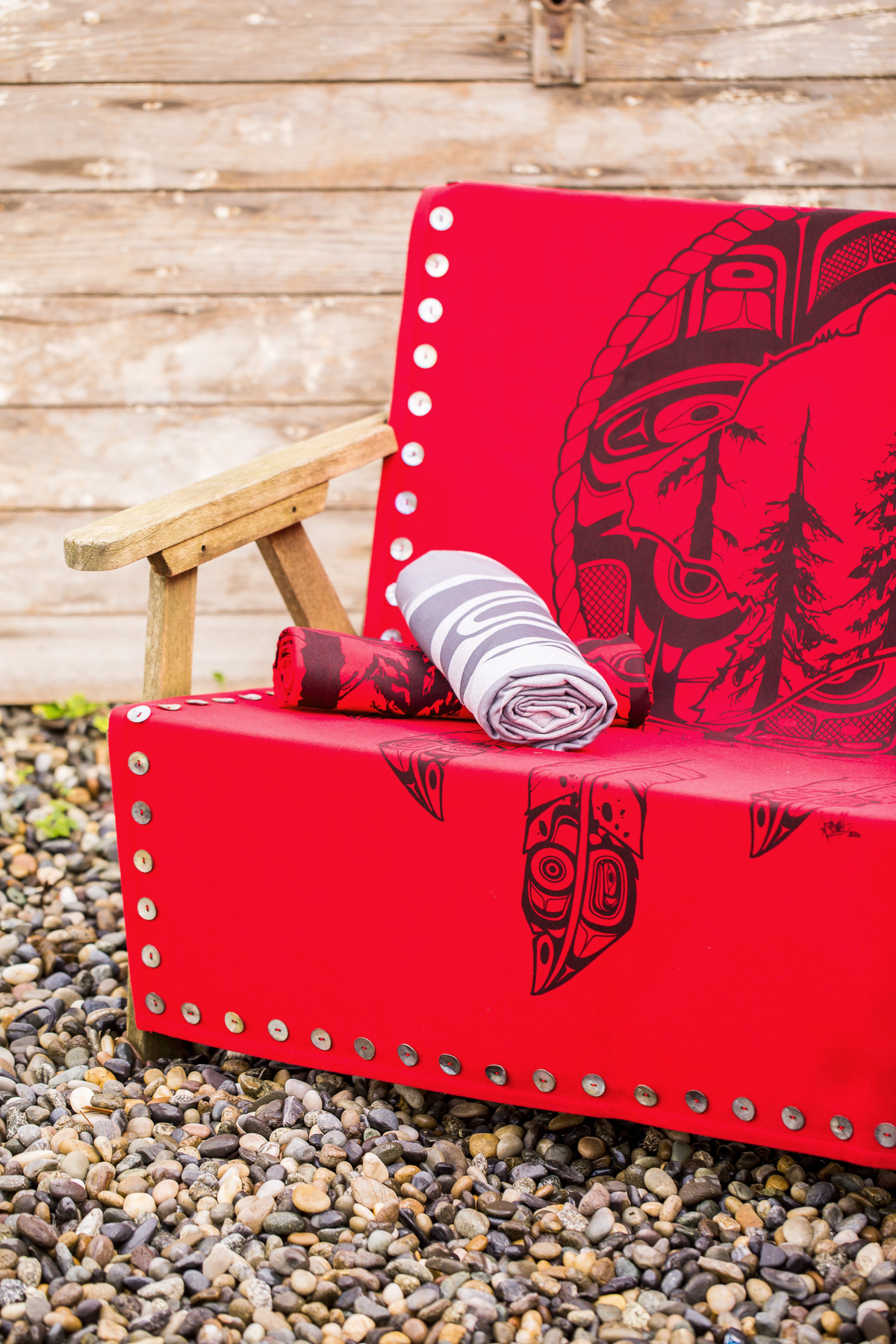 Spirit Blanket - Great Bear Rainforest with Shell Buttons